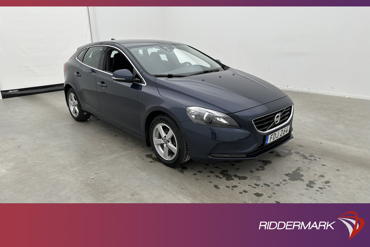 Volvo V40 D2 115hk Momentum B-kamera D-Värmare Nybytt Kamrem