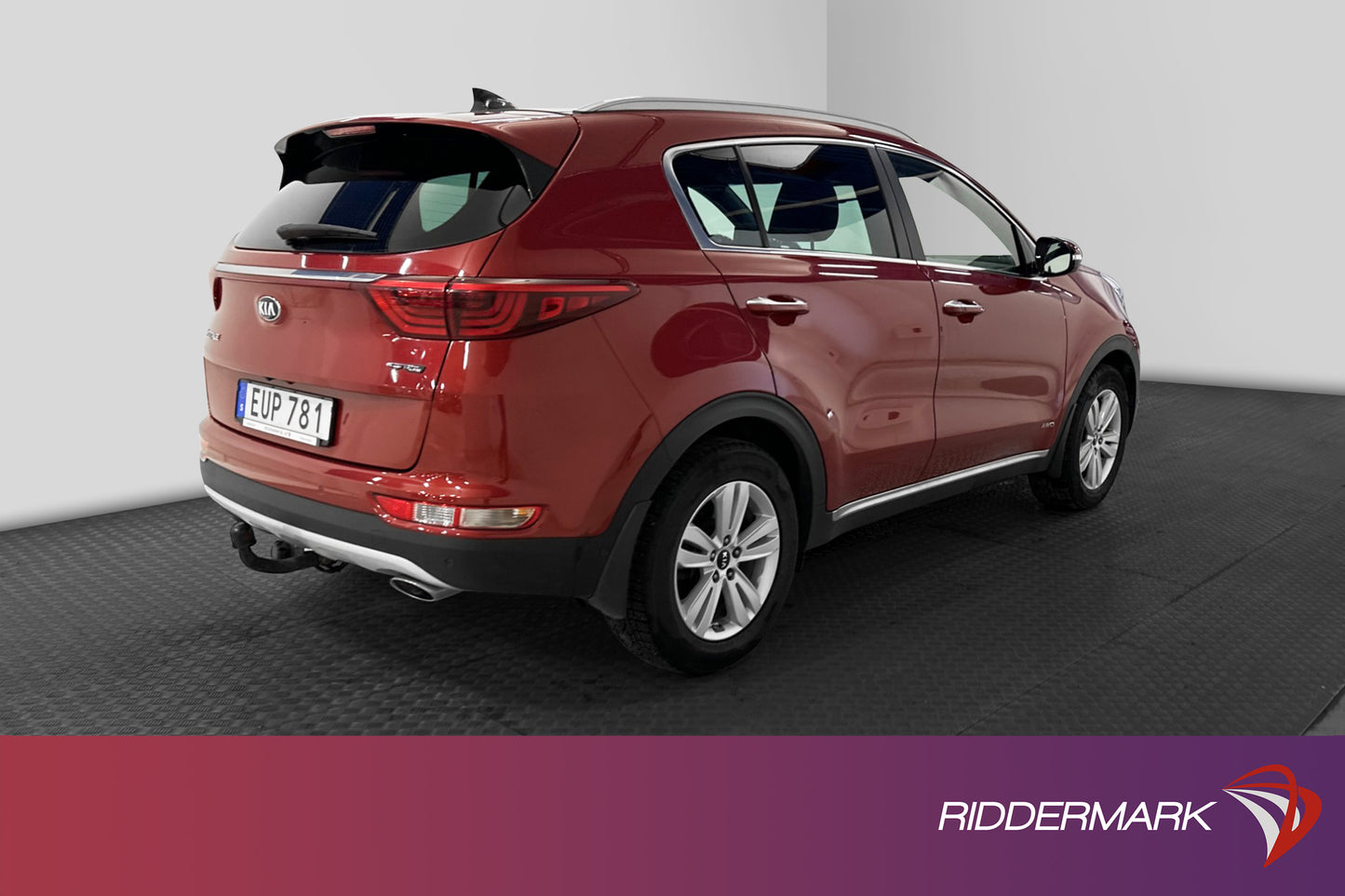 Kia Sportage 2.0 CRDi AWD GT-Line Kamera JBL Pano Drag Navi