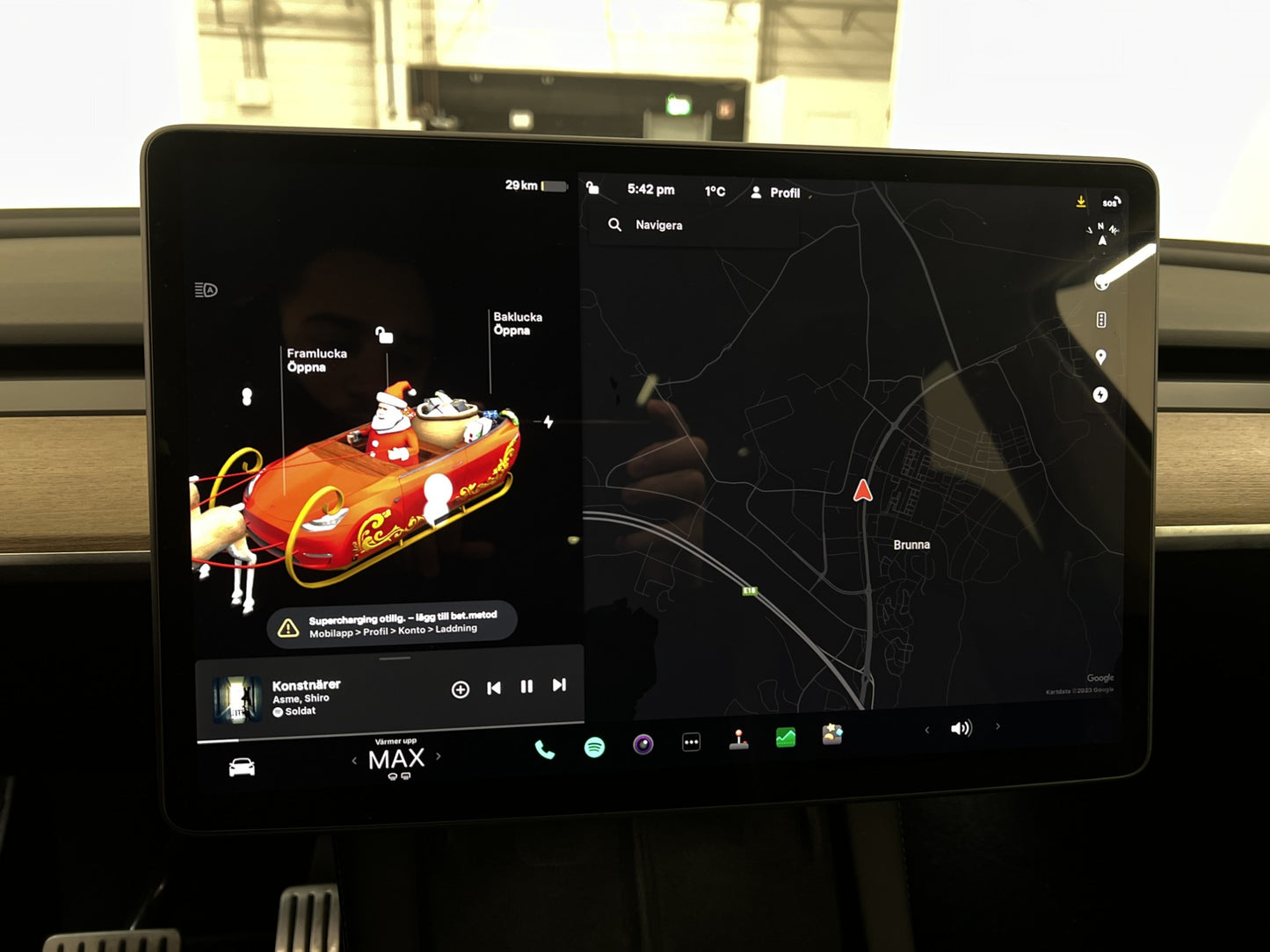 Tesla Model Y Performance 450hk Autopilot Pano Sv.Såld Drag