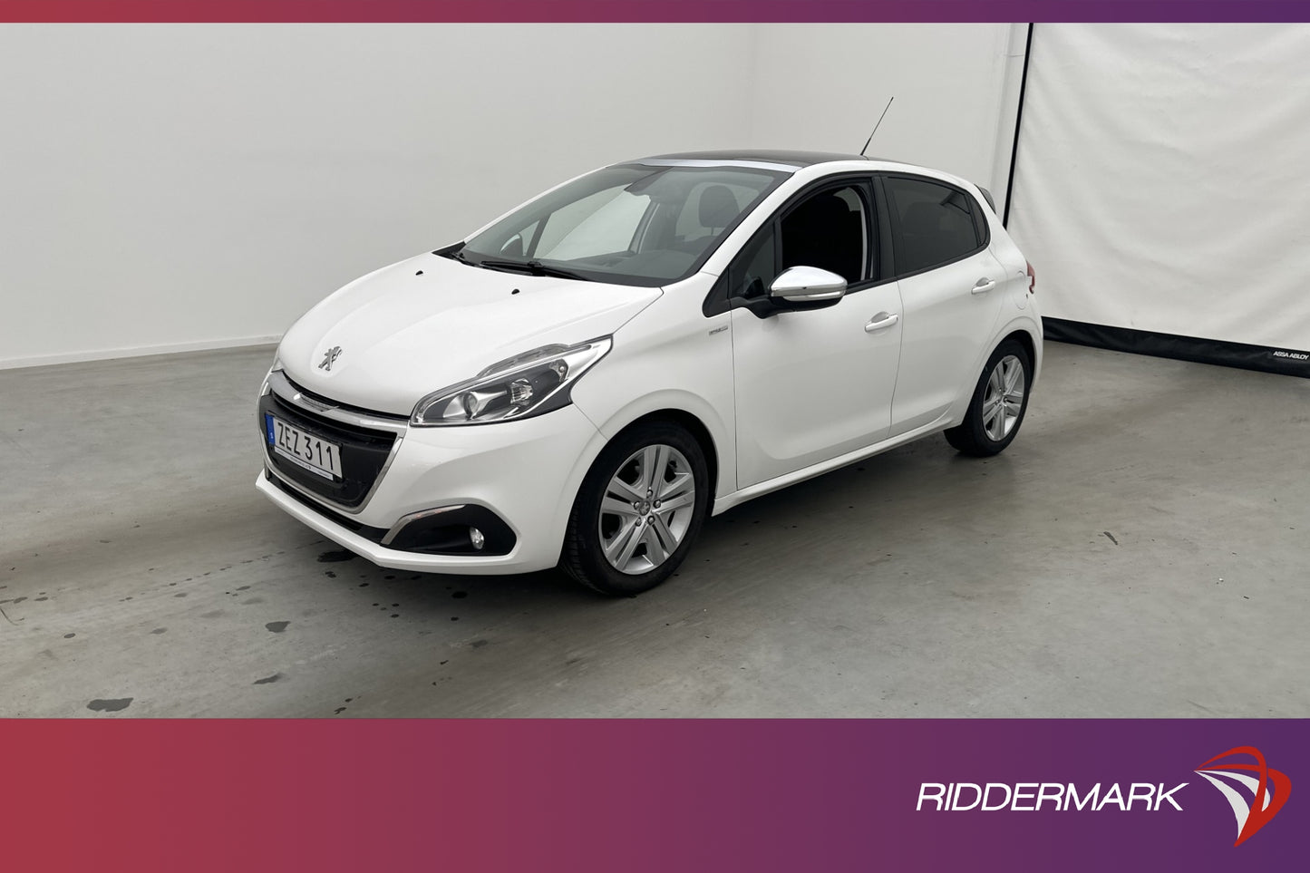 Peugeot 208 1.2 VTi 82hk Style Panorama Sensorer Välservad