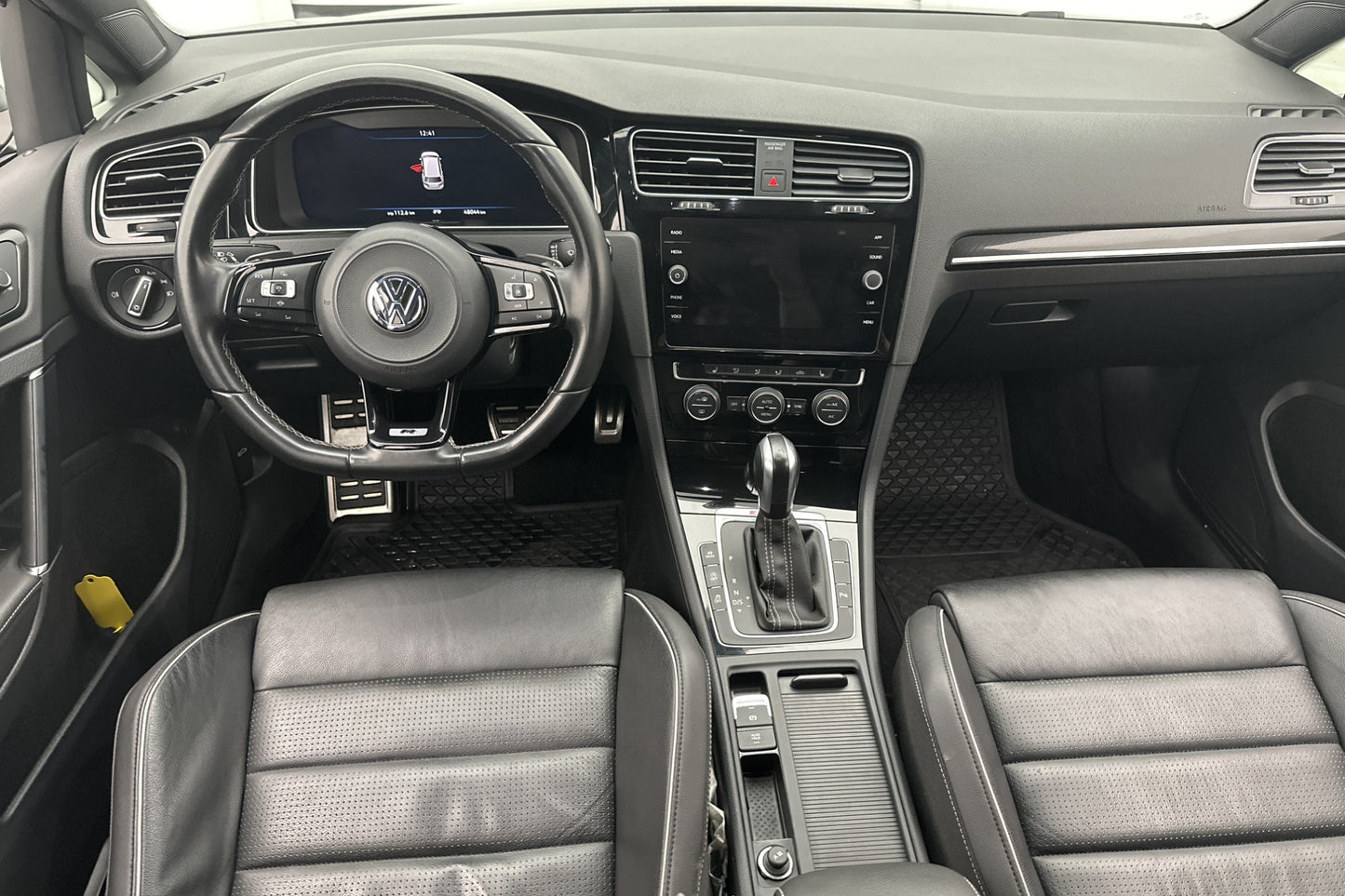 Volkswagen Golf Sportscombi R 4M 300hk Plus Cockpit Kamera