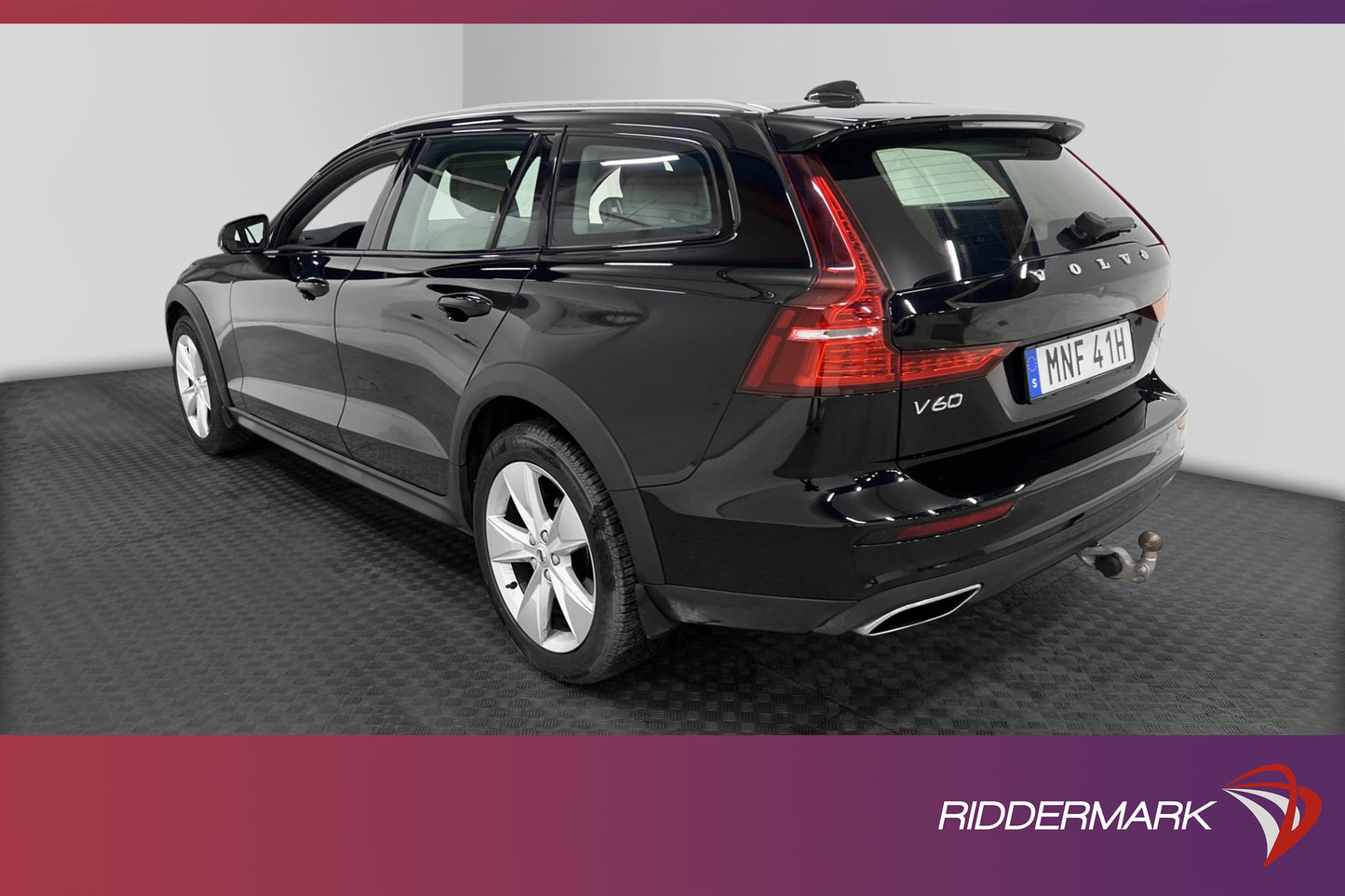 Volvo V60 Cross Country D4 AWD Momentum D-värm VOC Pano