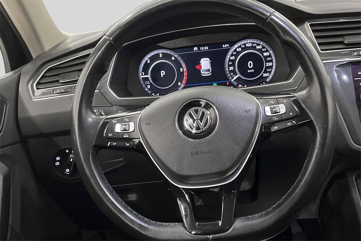 Volkswagen Tiguan 4M 190hk R-Line Värm Kamera Cockpit Drag