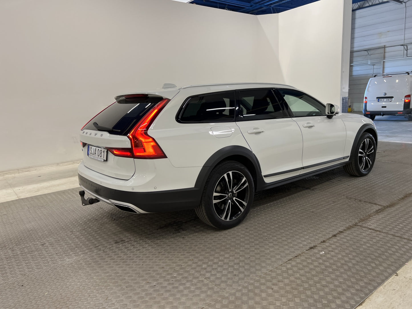 Volvo V90 Cross Country D4 AWD 190hk Inscription Pro Skinn