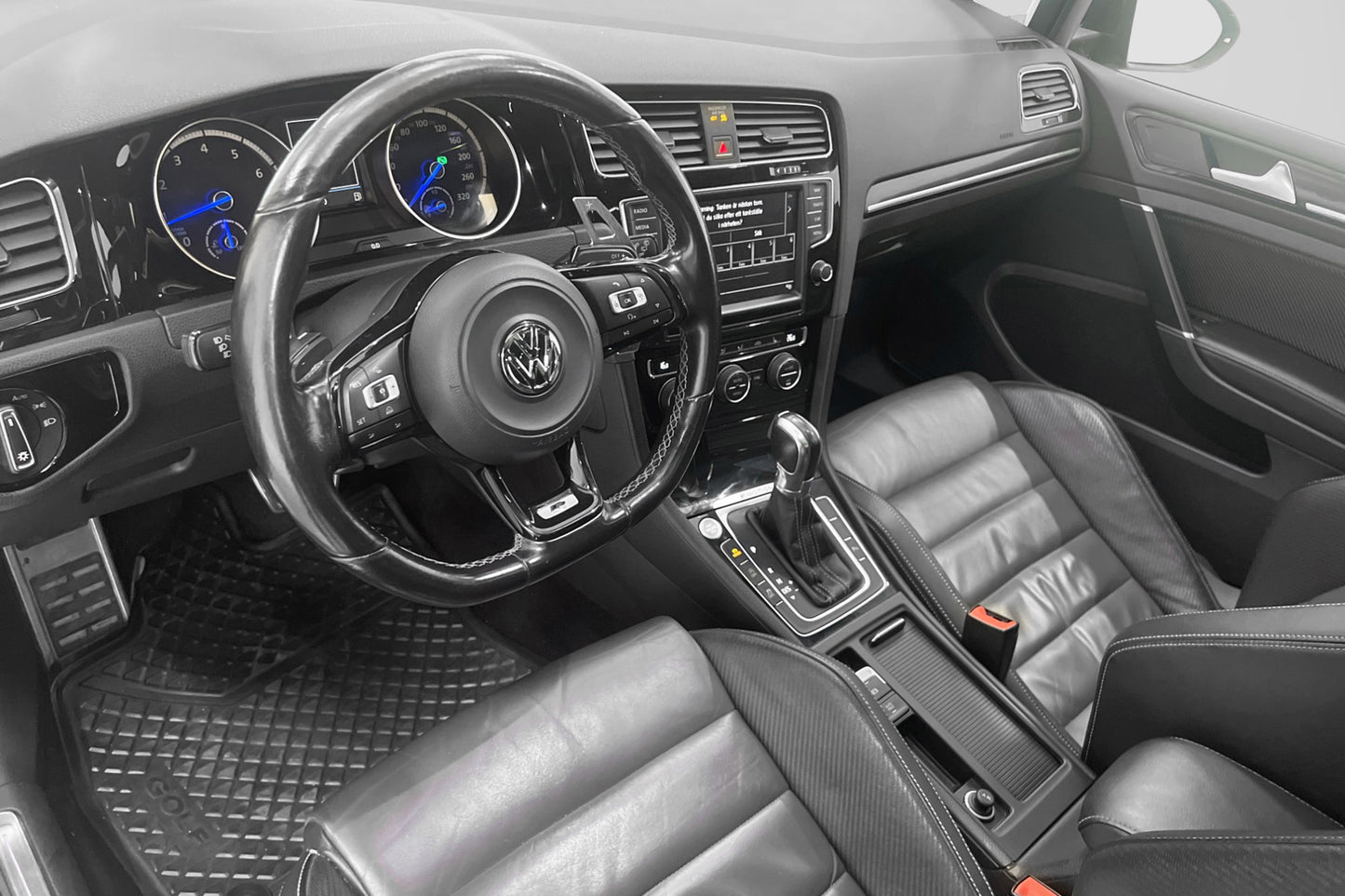 Volkswagen Golf SC R 2.0 4M DSG 300hk Pano Skinn Kamera Navi