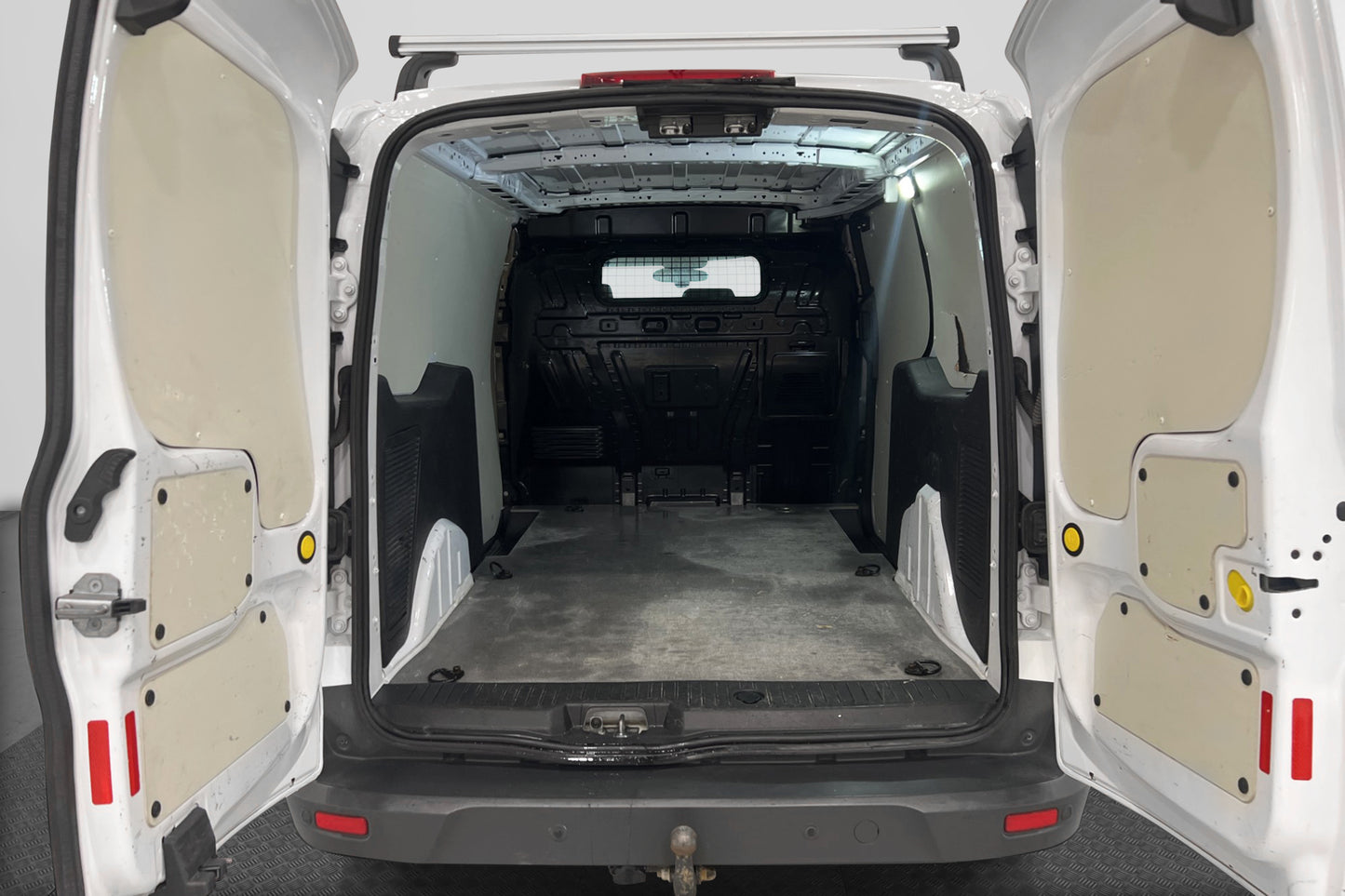 Ford Transit Connect LWB 1.6 Värmare Drag B-Kamera 1-Ägare