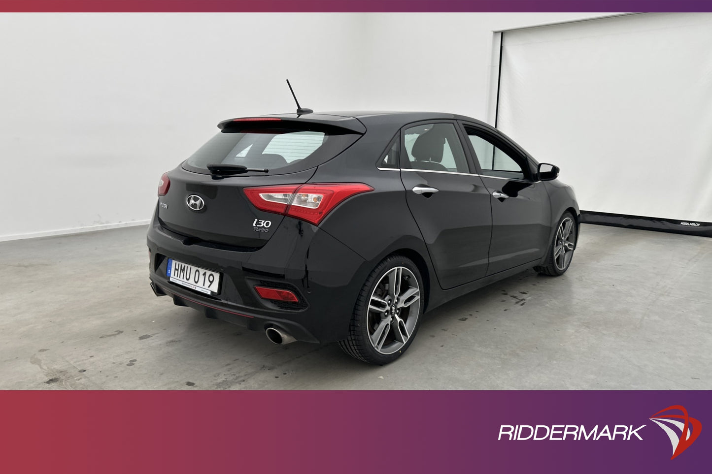 Hyundai i30 1.6 GDI 186hk Premium Kamera Navi Välservad