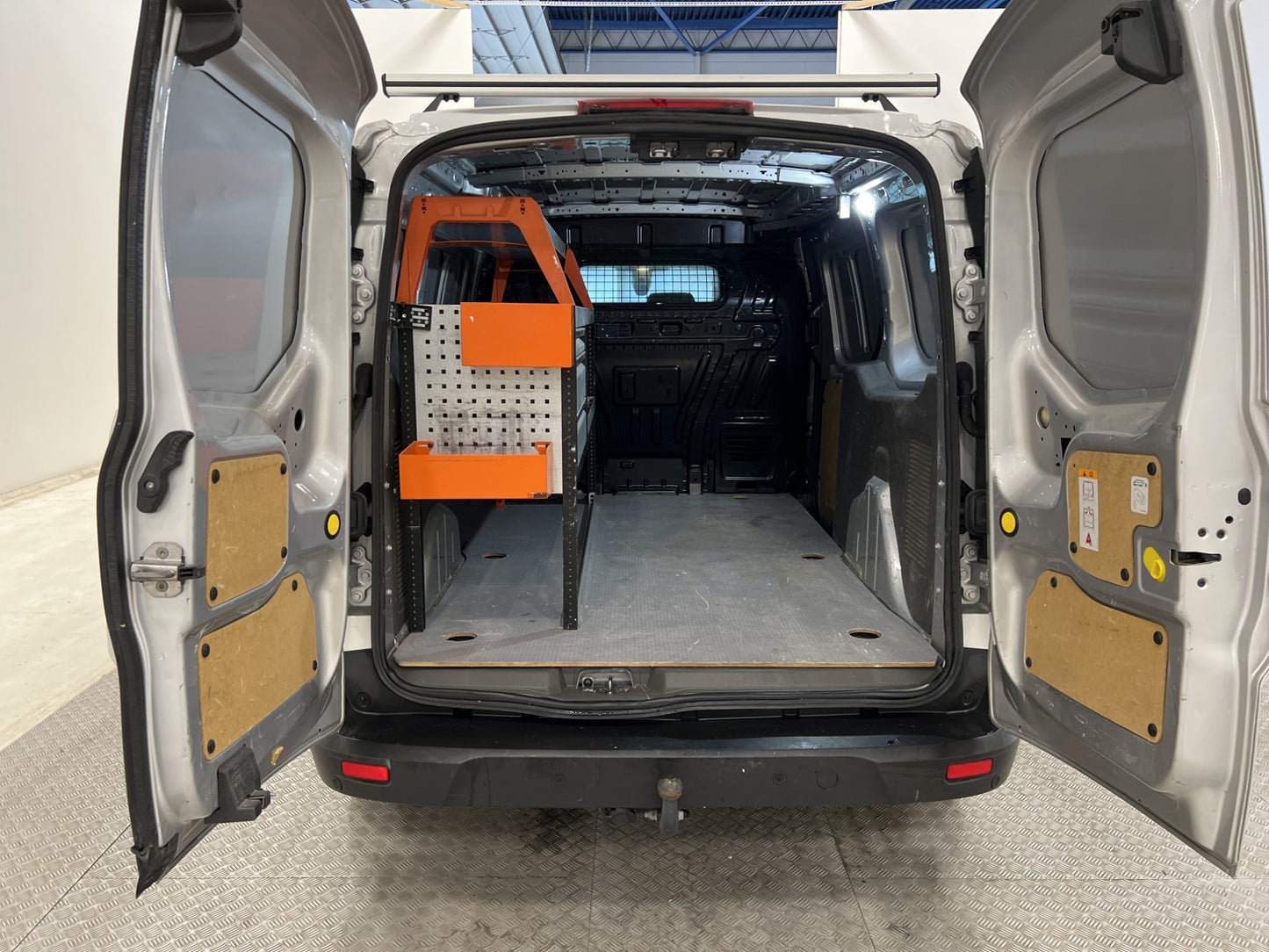 Ford Transit Connect LWB 1.5 Värmare Dragkrok Sync-3 Moms