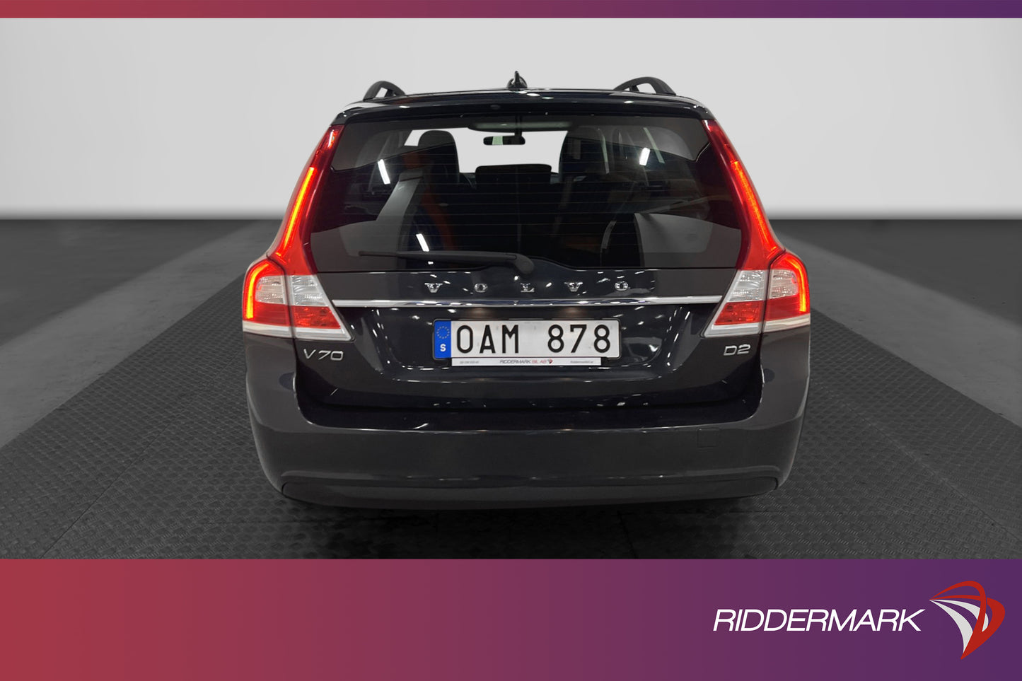 Volvo V70 D2 115hk  Momentum D-värm VOC Drag