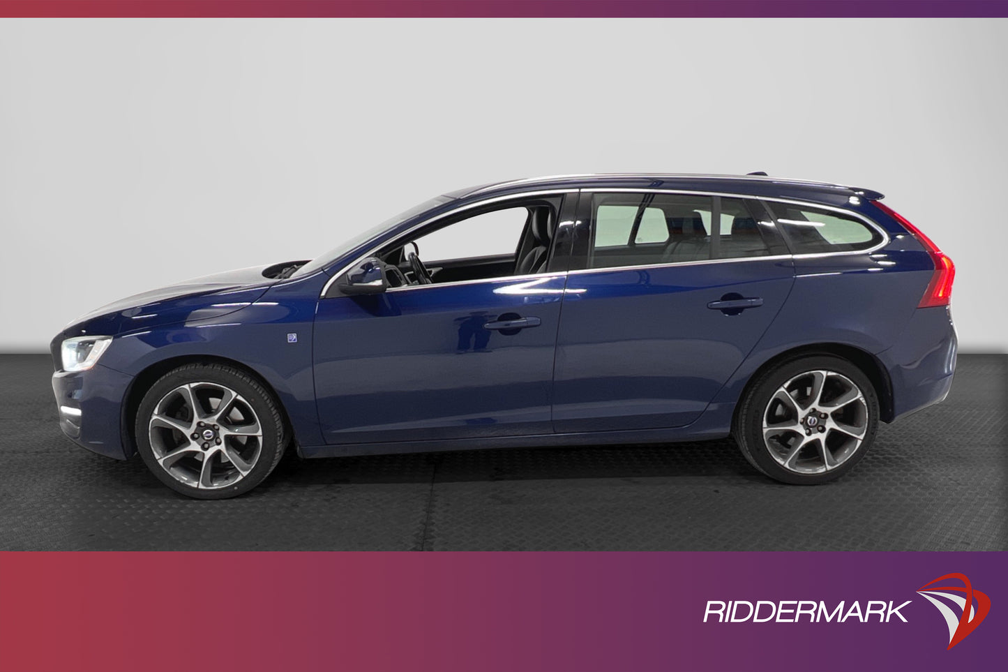 Volvo V60 D4 181hk AWD Ocean Race D-Värm VOC Navi Skinn Drag