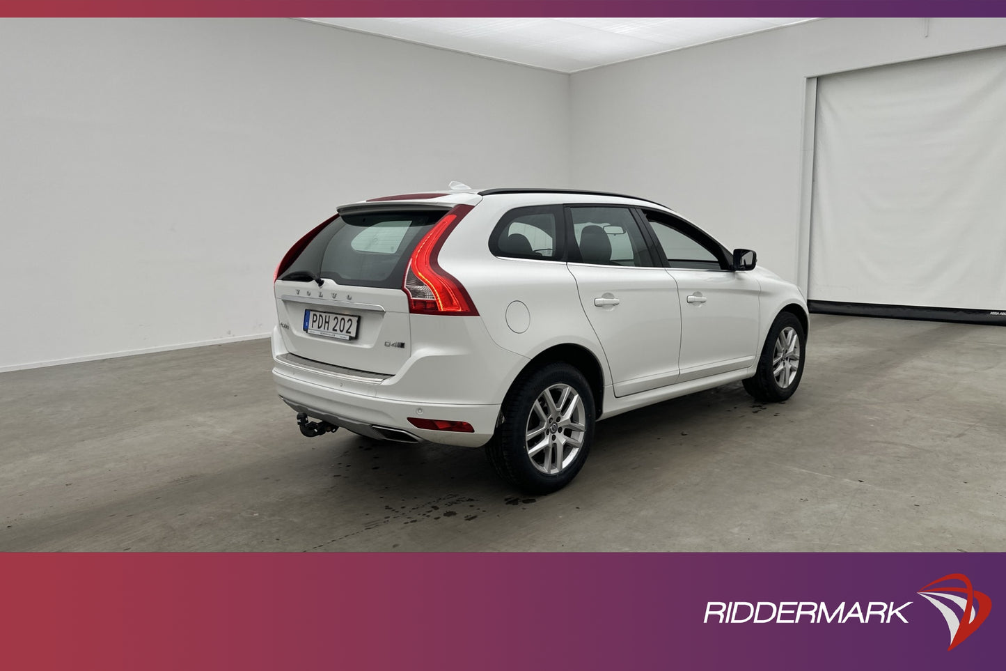 Volvo XC60 D4 190hk AWD Classic Momentum D-Värmare Drag VOC