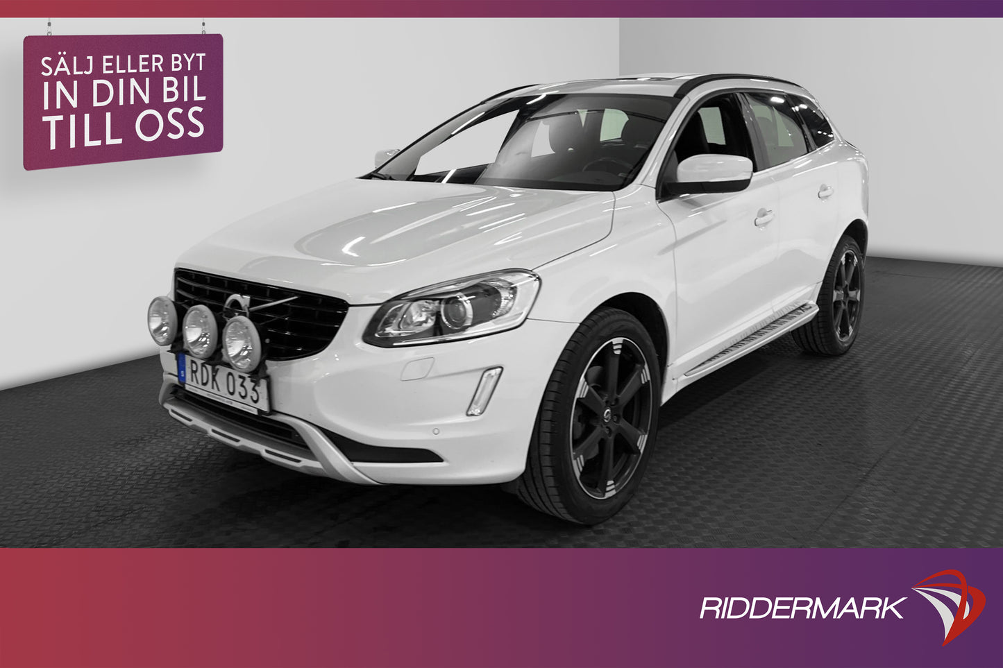 Volvo XC60 D5 220hk AWD Momentum Panorama D-värm Navi Drag