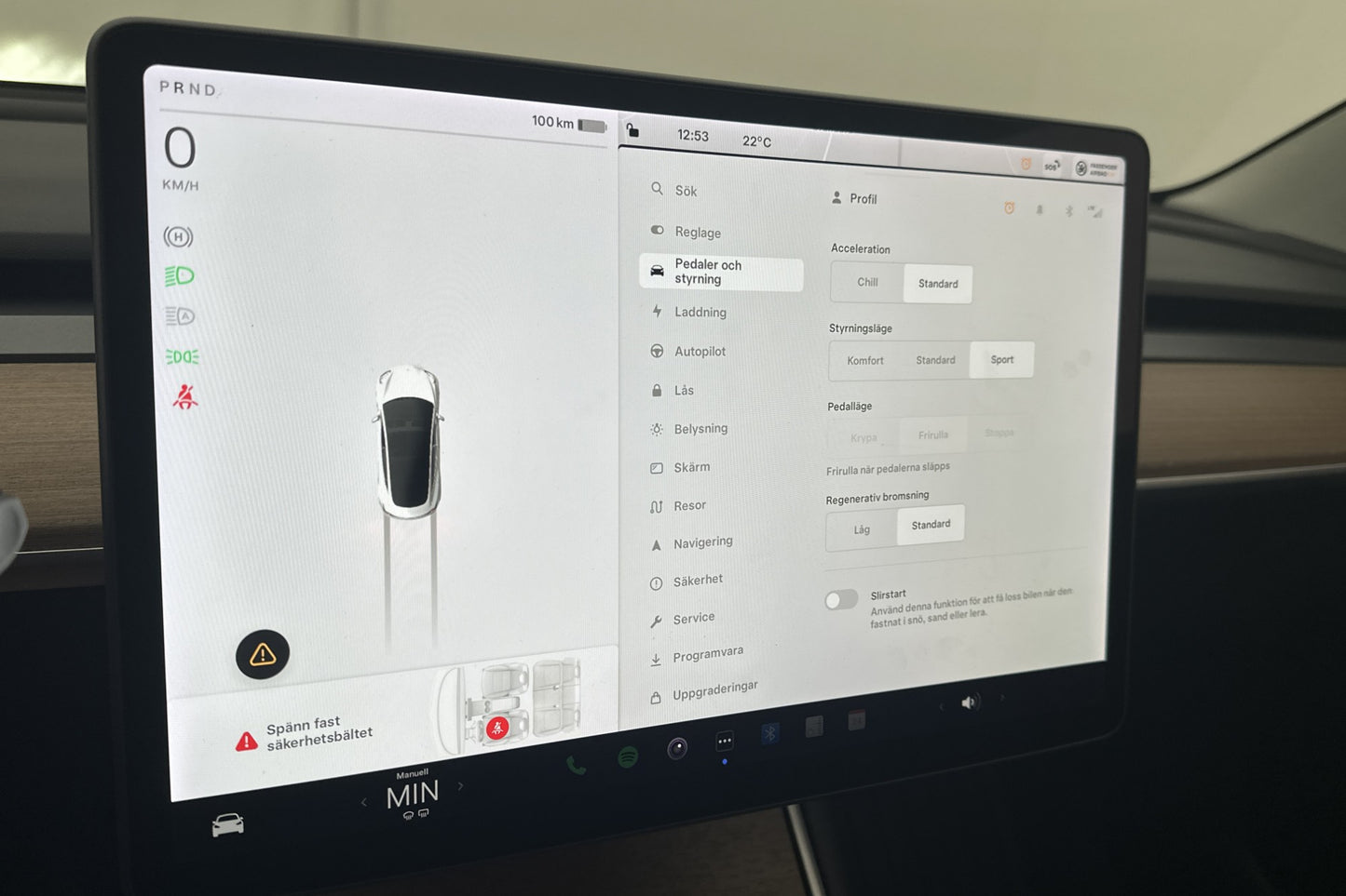 Tesla Model 3 Long Range AWD 440hk En-brukare Svensksåld