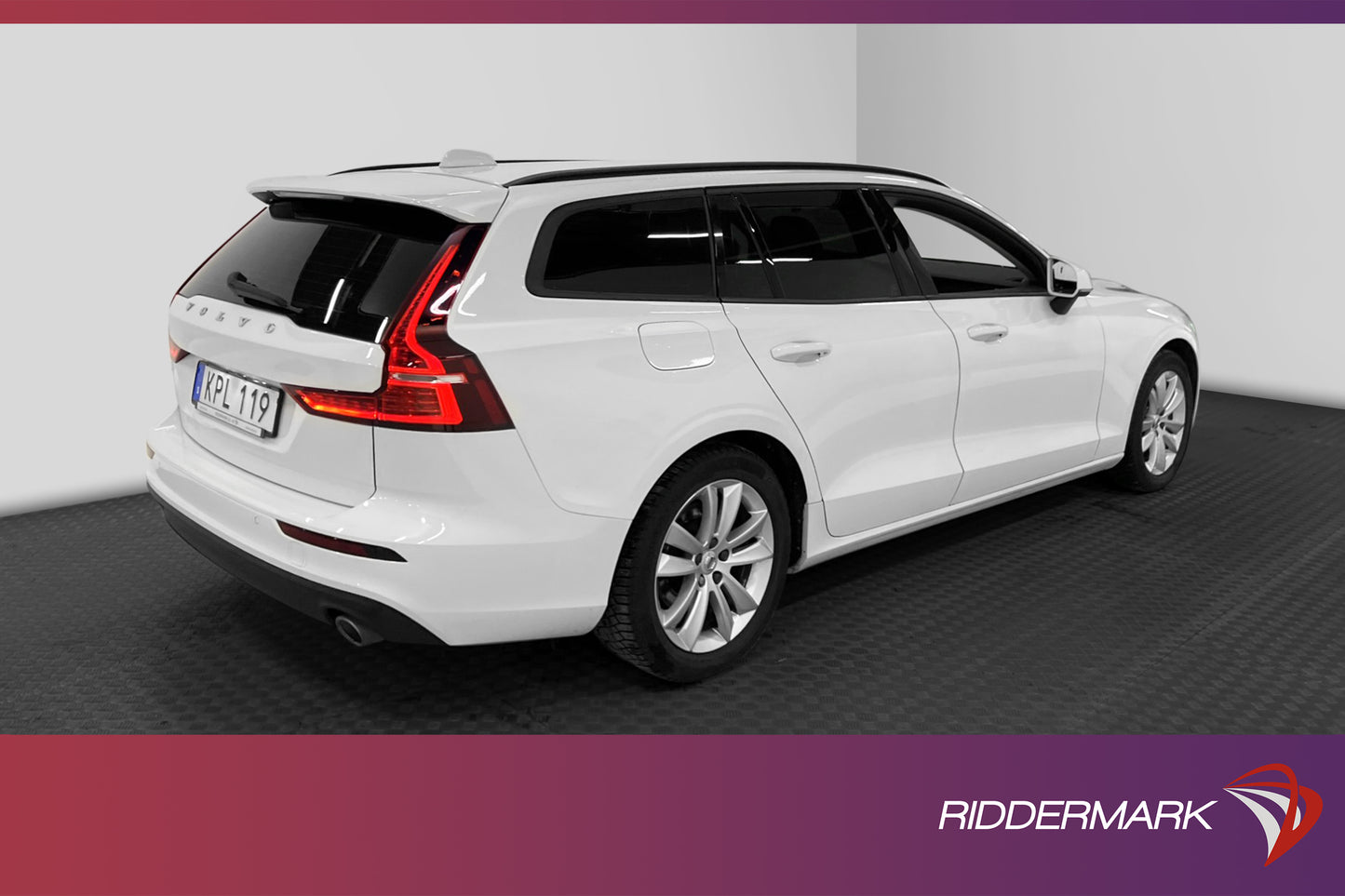 Volvo V60 D3 150hk Momentum D-Värm VOC Nybytt kamrem