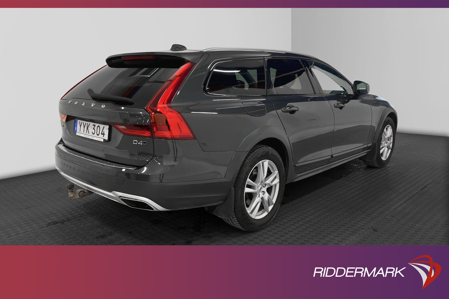 Volvo V90 Cross Country D4 AWD Värmare Pano H/K 360° VOC