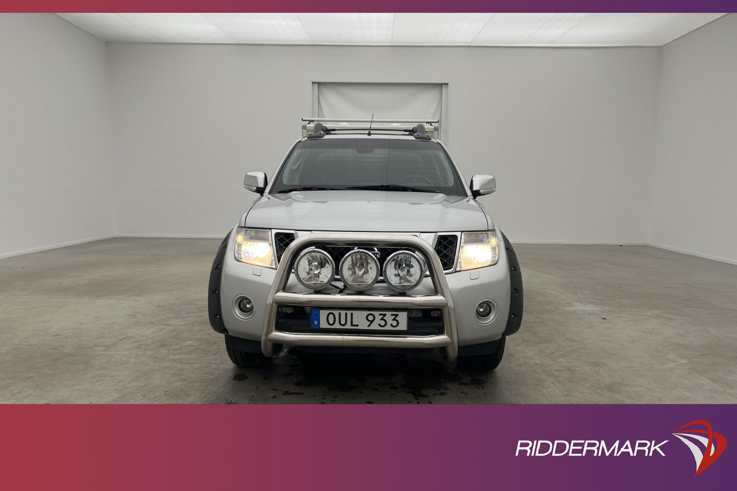 Nissan Navara 3.0dCi V6 4x4 Dragkrok B-Kamera Skinn Moms