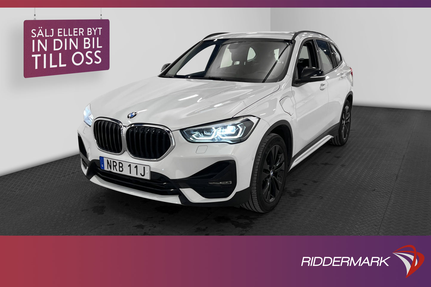 BMW X1 xDrive25e 220hk Sport line Navi HUD Kamera Skinn MOMS