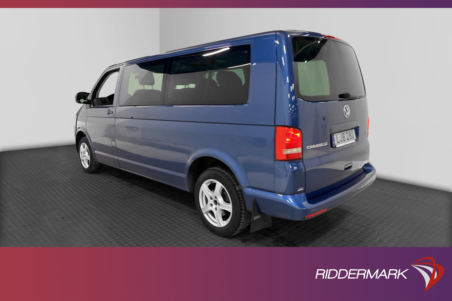 Volkswagen Caravelle Lång 2.0TDI 4Motion DSG Värmare 8-Sits