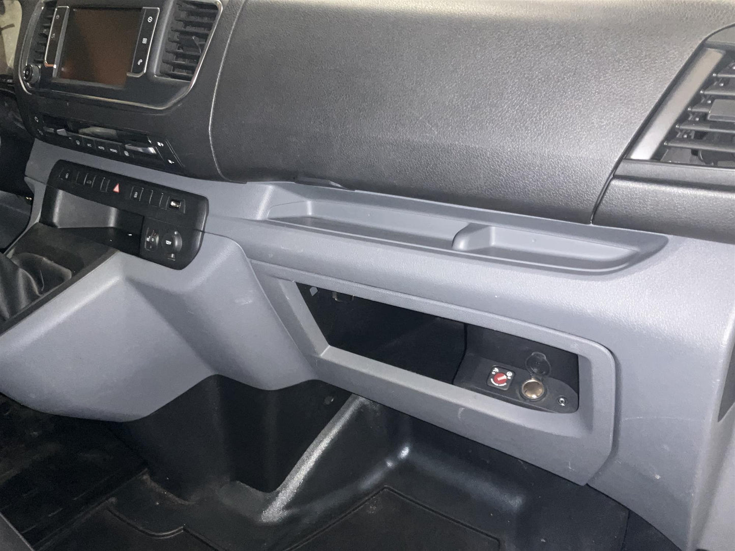 Peugeot Expert L2 2.0HDi KylBox Ny-Kamrem 1-Brukare Moms