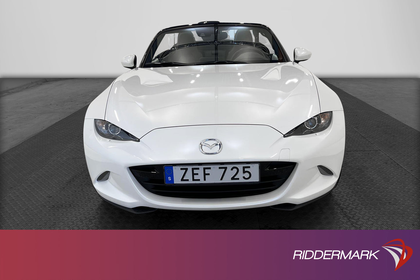 Mazda MX-5 2.0 SKYACTIV-G BOSE Skinn Keyless Nyservad Lågmil