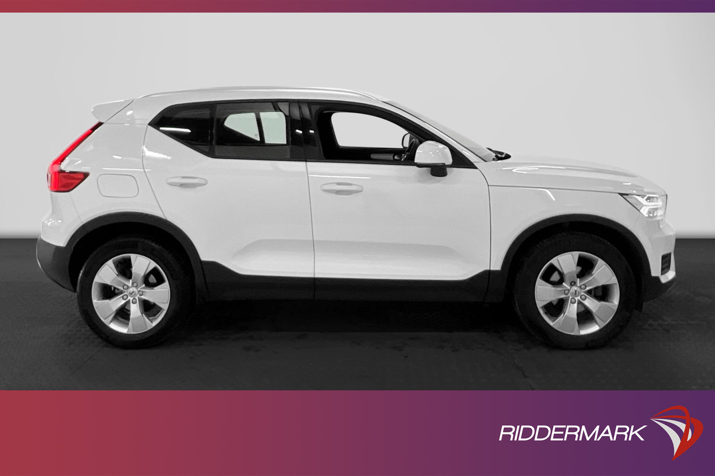 Volvo XC40 D3 150hk Momentum VOC Värmare Kamera Rattvärme