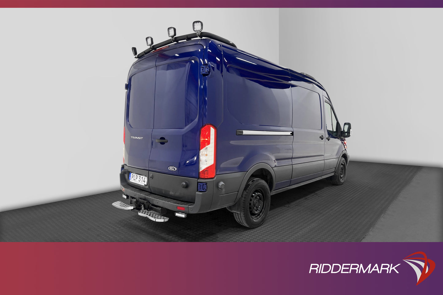 Ford Transit 350 L2H2 170hk AWD Värmare Drag B-Kamera MOMS