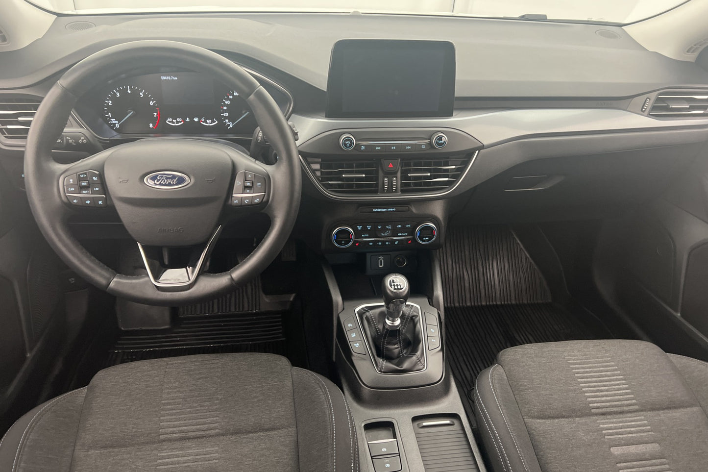 Ford Focus Active EcoBoost 125hk Kamera CarPlay  Rattvärme