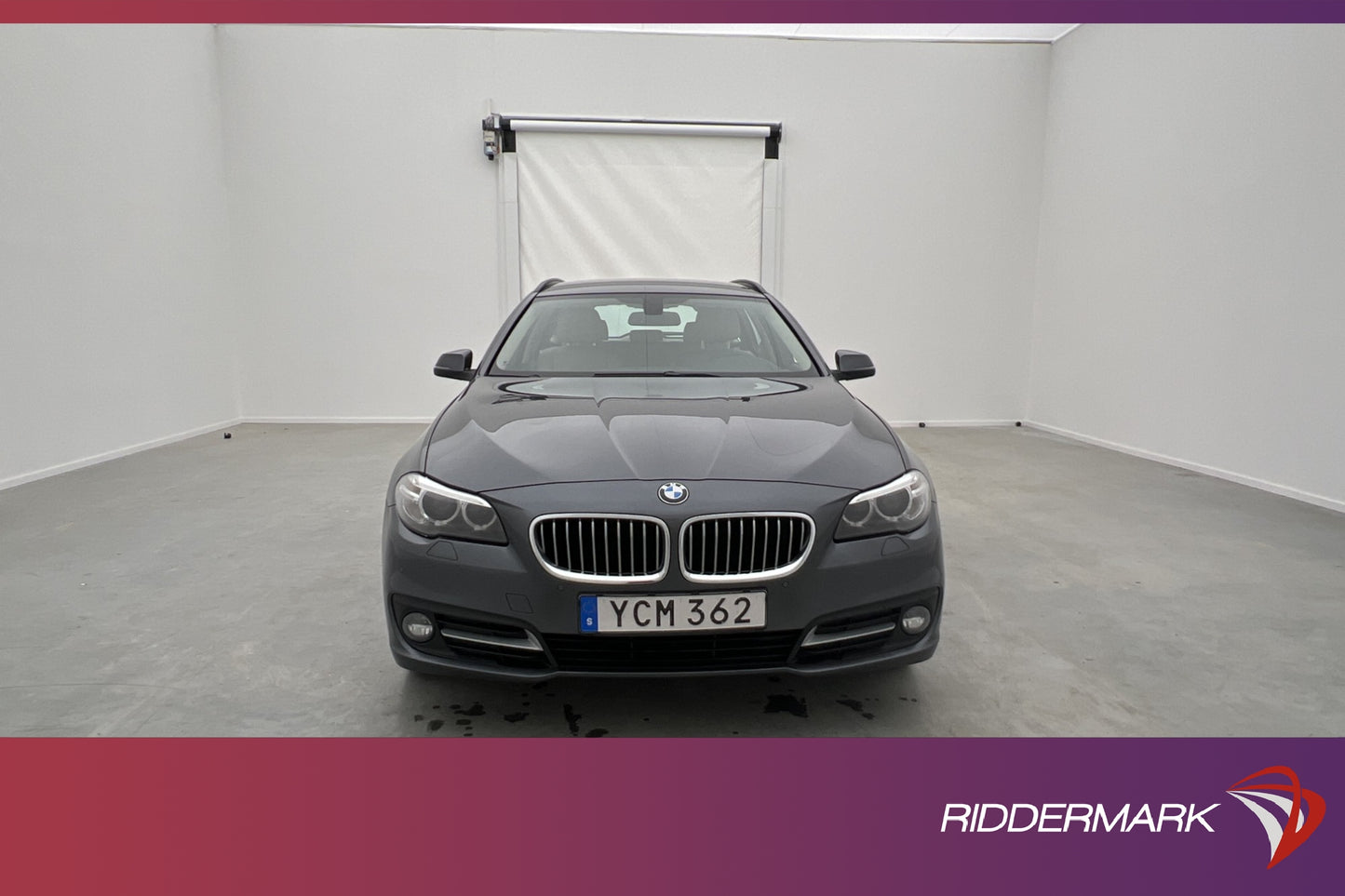 BMW 520 d xDrive Touring M Sport-Ratt Skinn Elstolar Drag