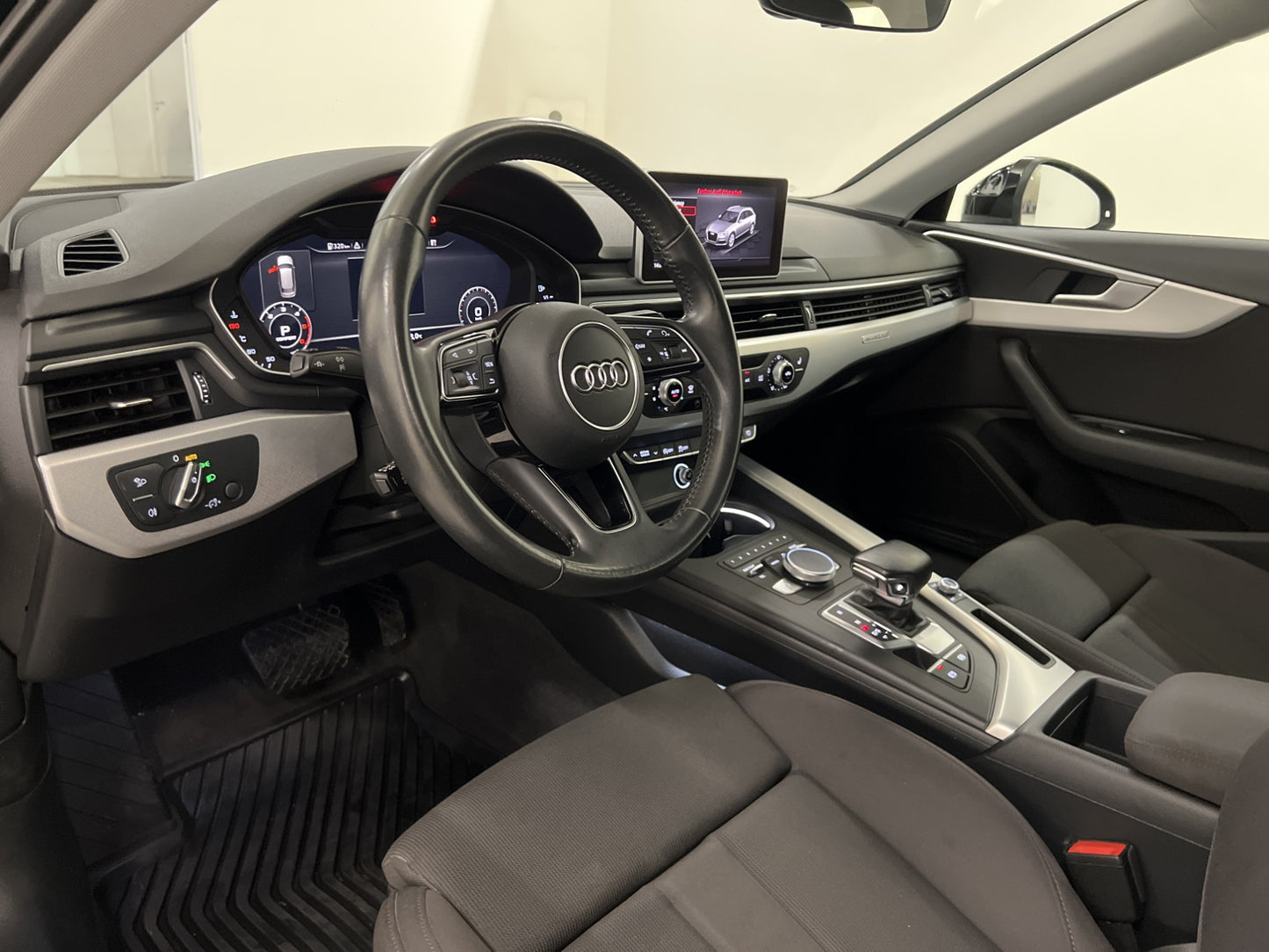 Audi A4 Quattro 2.0 TDI 190hk Proline Cockpit Drag 0.41l/mil