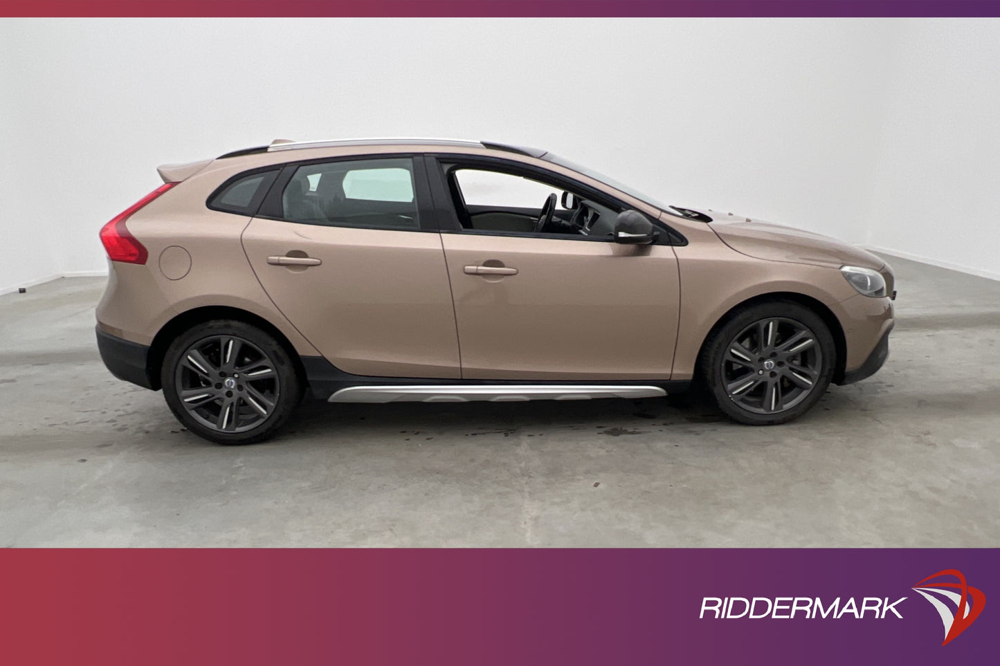 Volvo V40 Cross Country T5 254hk AWD Summum VOC Pano Kamera