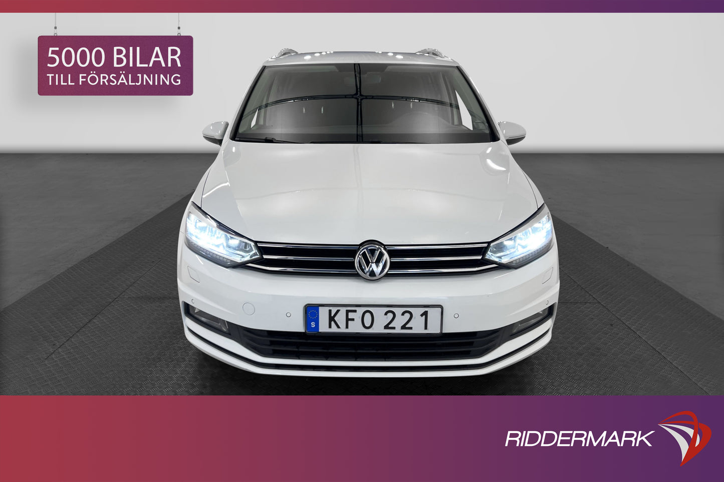 Volkswagen Touran 1.6 TDI 110hk 7-Sits D-värm B-kam Drag