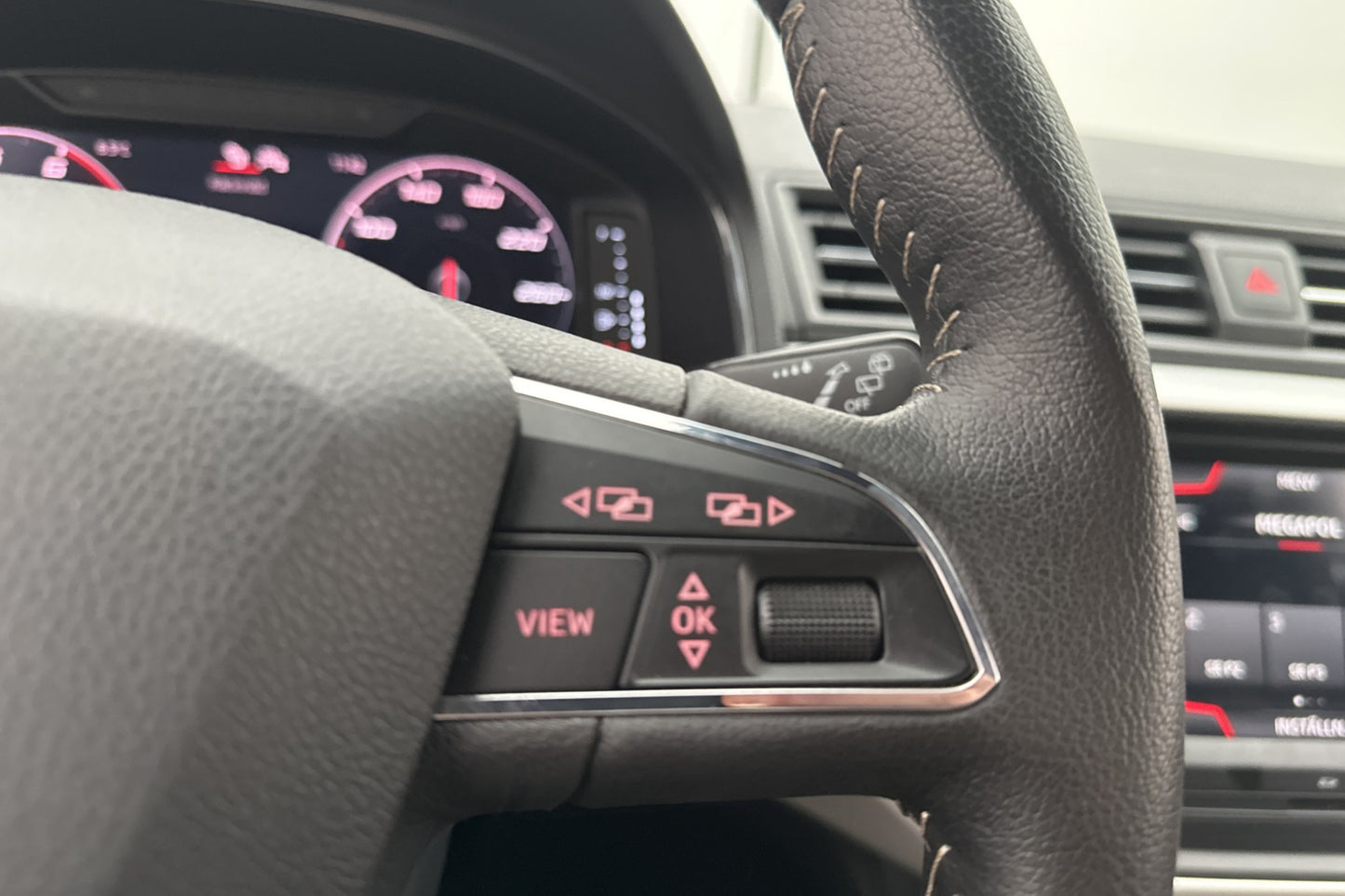 SEAT Arona 1.0 TSI 115hk Xcellence Värmare Sensorer CarPlay