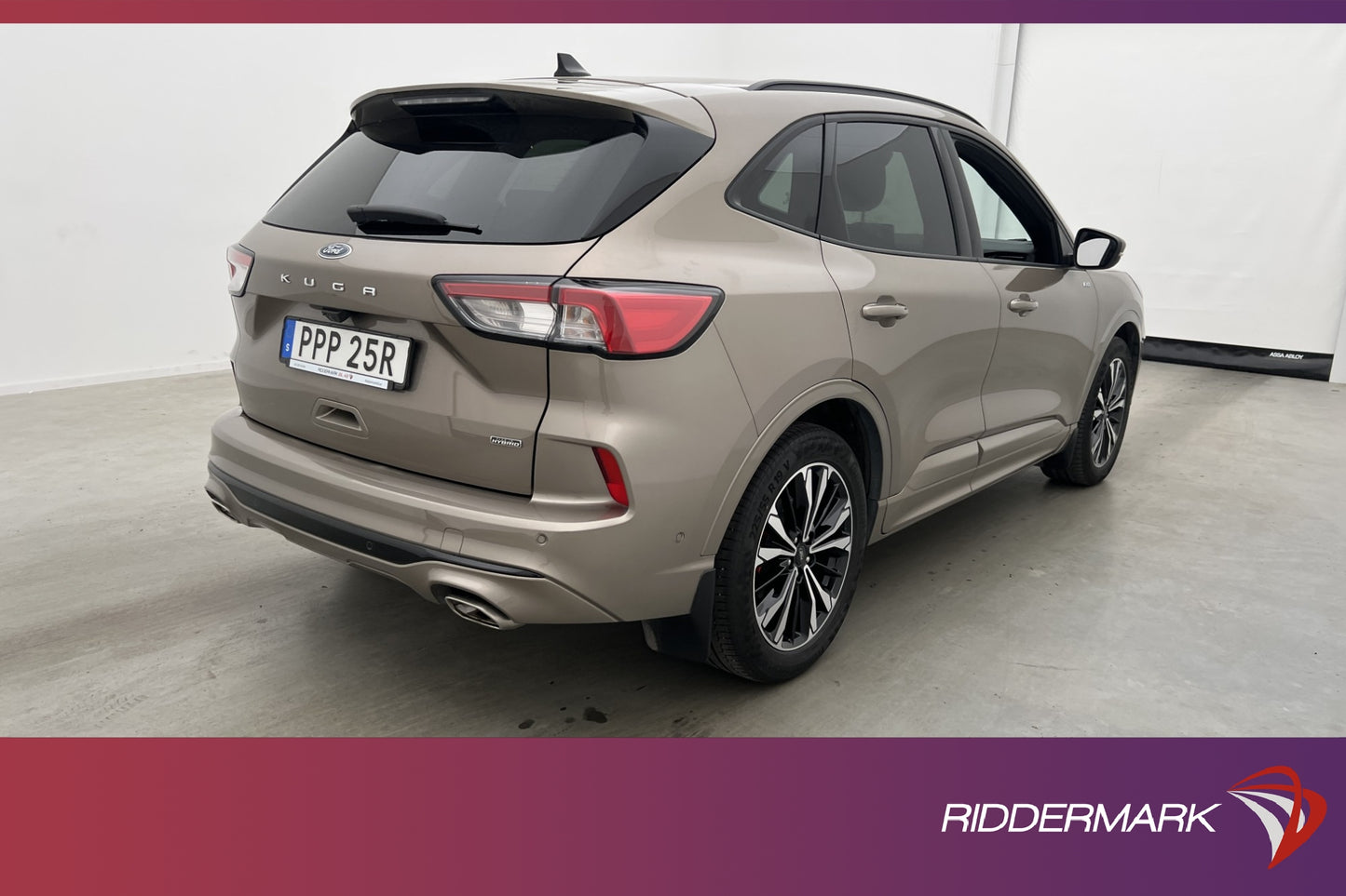 Ford Kuga Plug-In 225hk ST-Line B&O Kamera Navi CarPlay