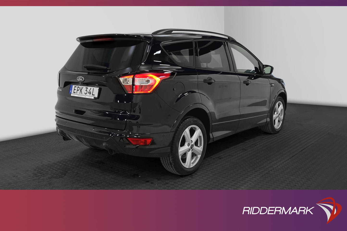 Ford Kuga 1.5 ST-Line M-värmare B-kamera Alcantara Keyless