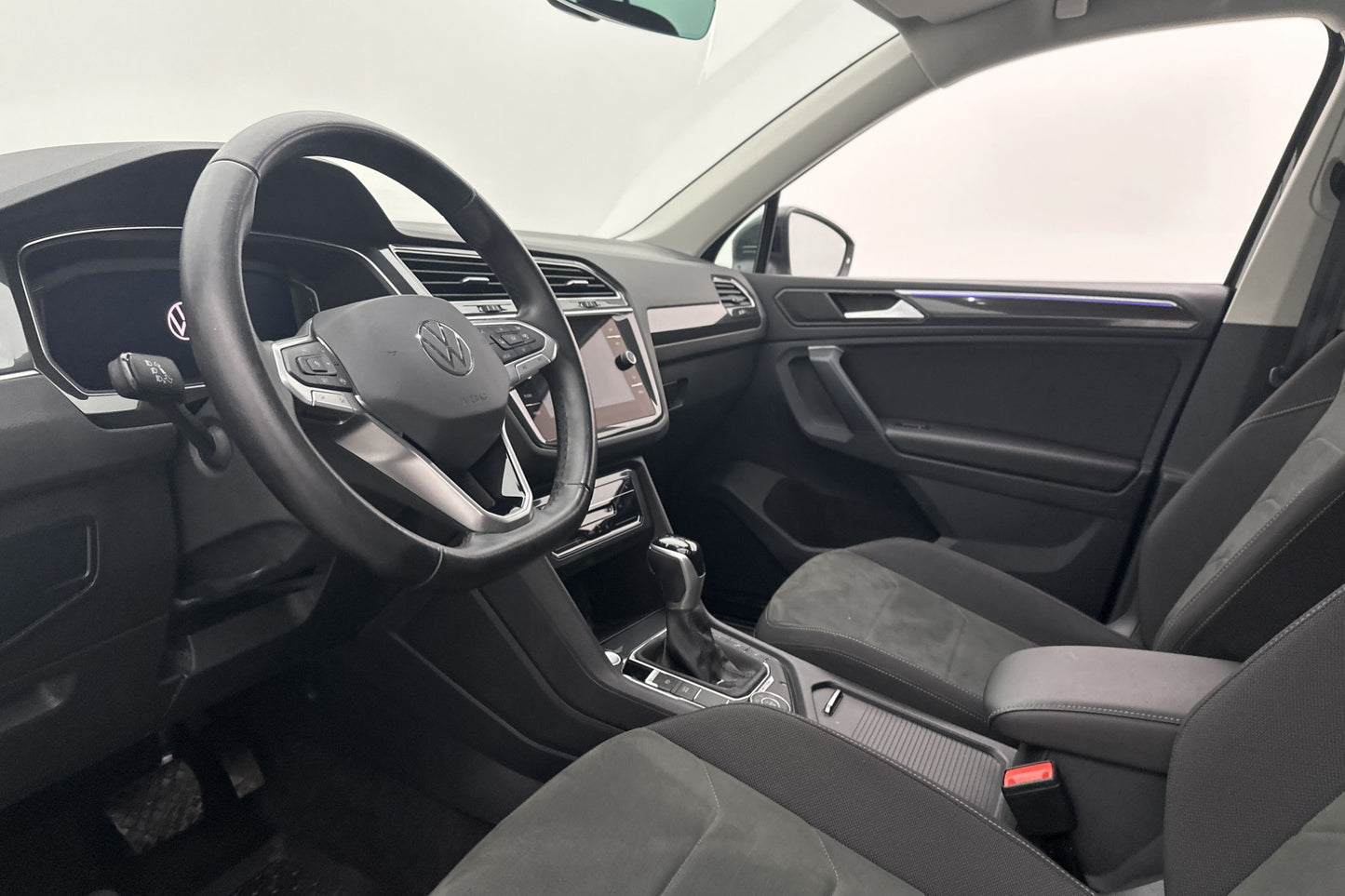 Volkswagen Tiguan 2.0 TDI 4M Driver Assist D-Värm Cockpit