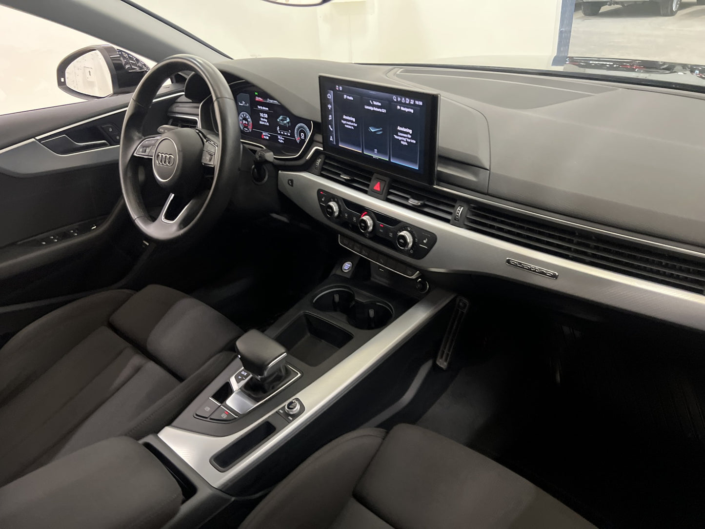 Audi A5 SB 45 TFSI 265hk Quattro Cockpit P-Värmare B-Kamera