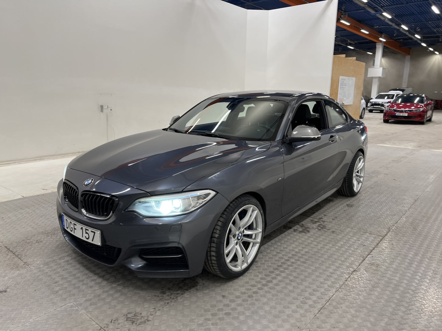 BMW M235i Coupé 326hk HiFi Skinn Navi P-Sensorer