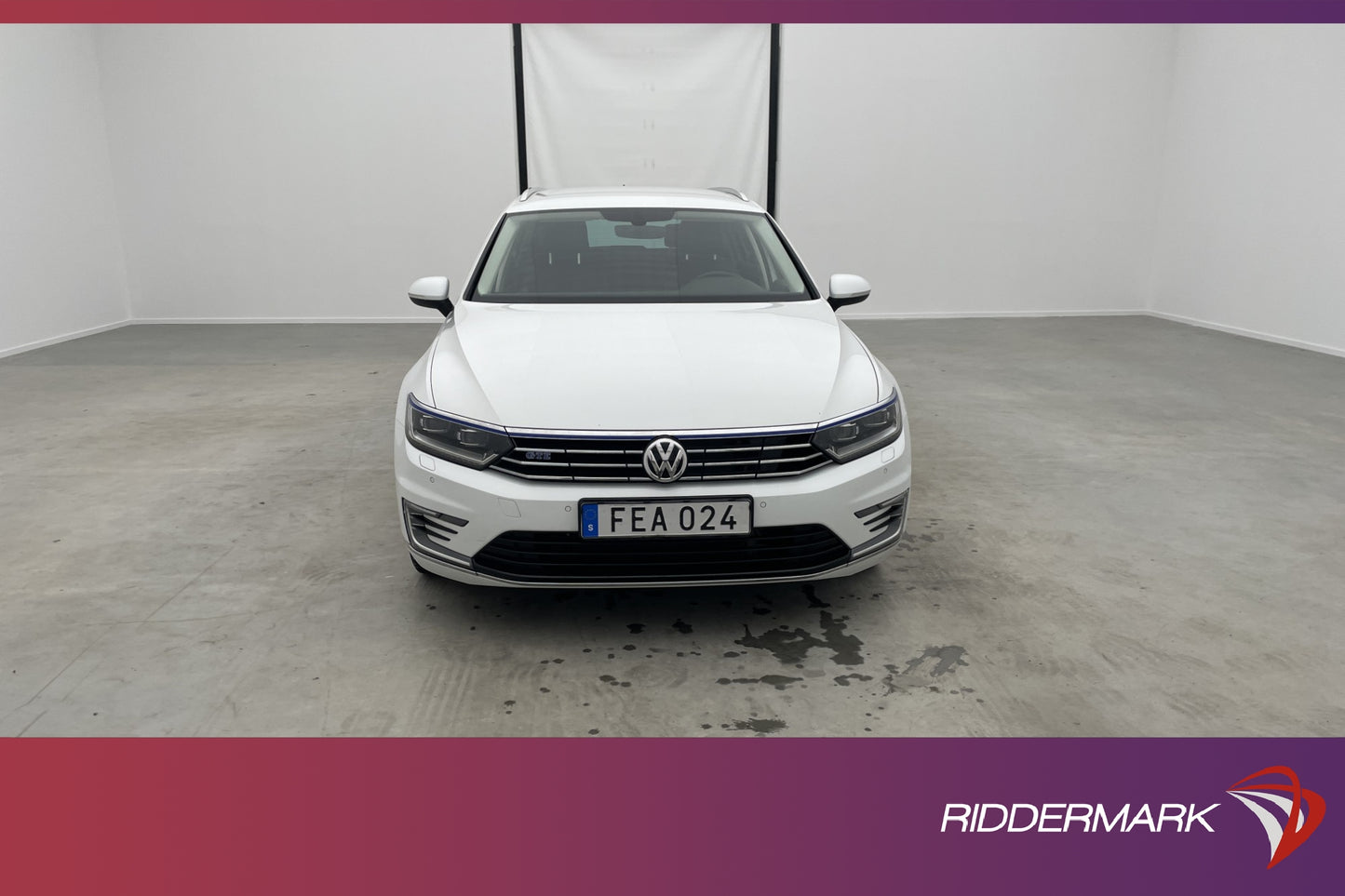 Volkswagen Passat GTE 218hk Värmare Kamera Drag CarPlay