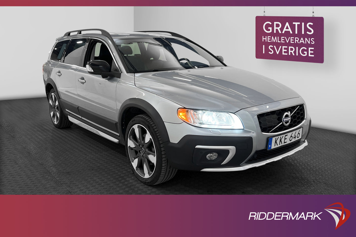 Volvo XC70 D5 215hk AWD Summum Taklucka D-värm VOC Navi Drag