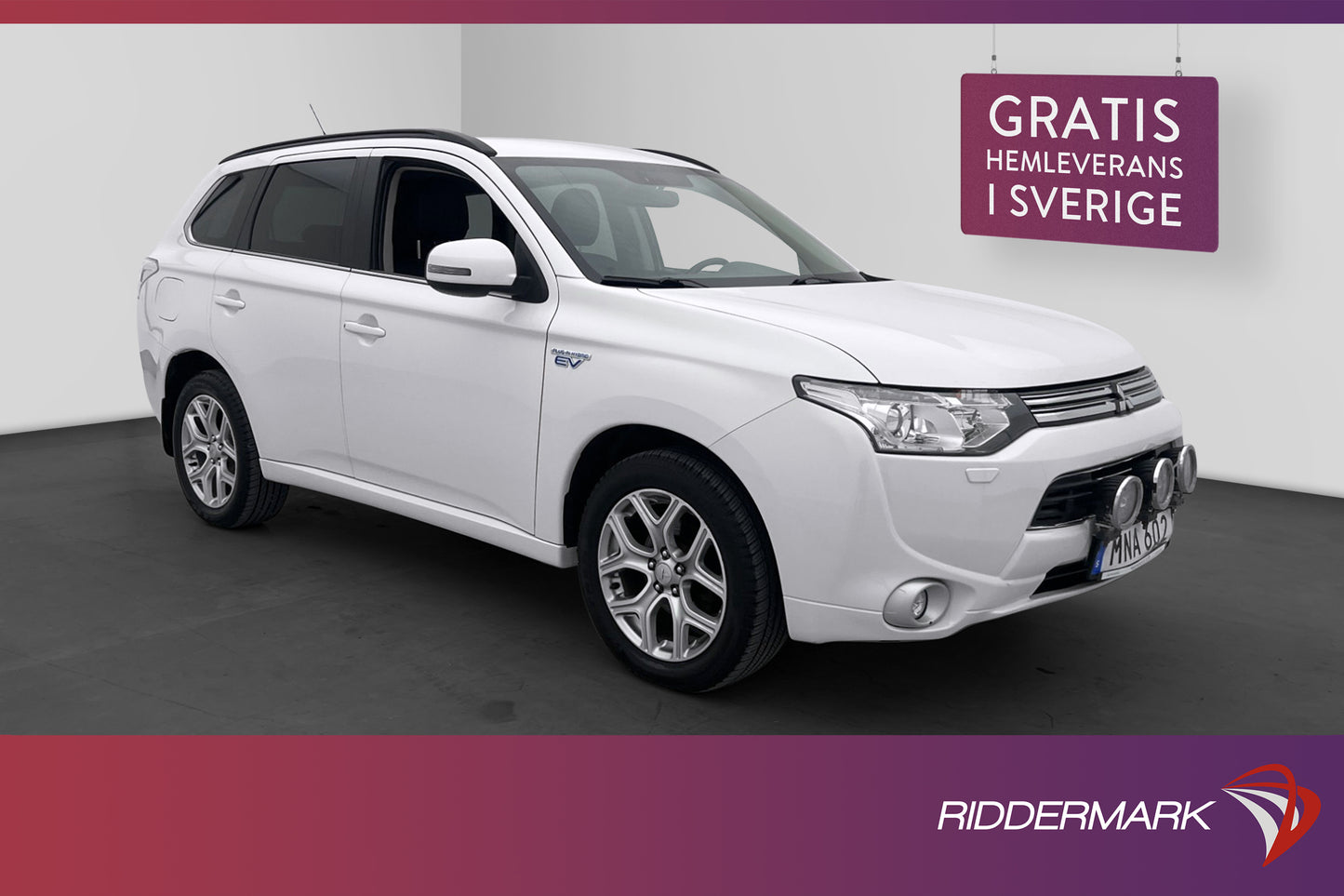 Mitsubishi Outlander P-HEV 4WD 203hk Komfort Drag Värmare