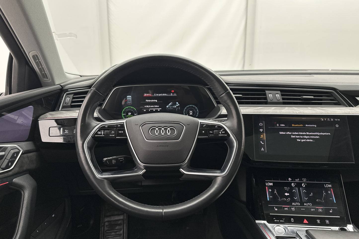 Audi e-tron 55 Q Proline Pano B&O Matrix 360 4-Zon Navi Drag