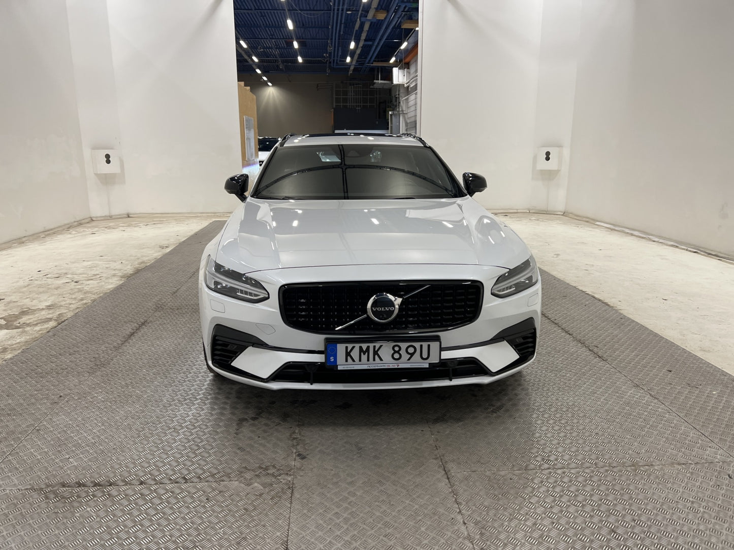 Volvo V90 T6 AWD Recharge 340hk R-Design 360* Pano H/K