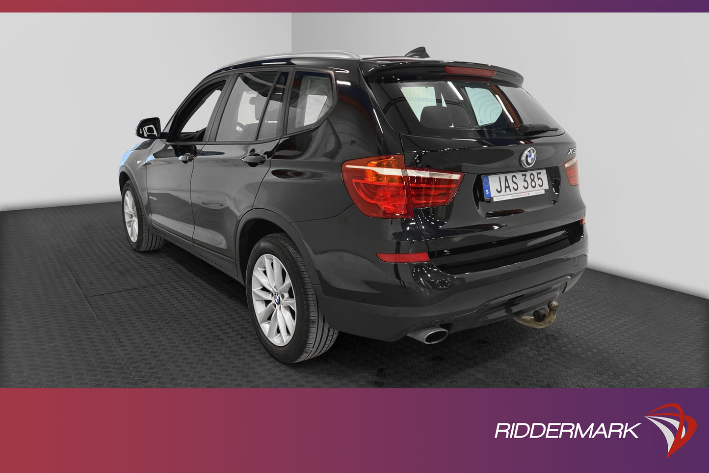 BMW X3 xDrive20d 190hk Pano H/K B-kamera Skinn D-värme Drag