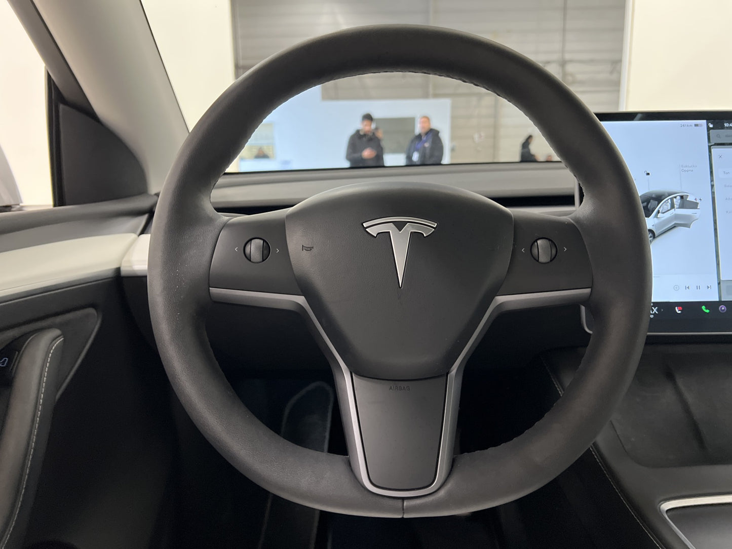 Tesla Model Y Long Range AWD 345hk Sv.Såld Pano Drag AP MOMS