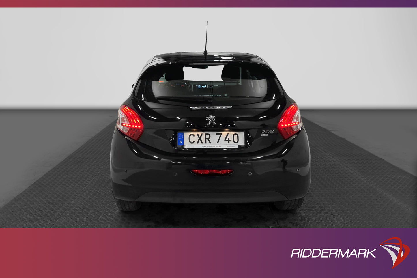 Peugeot 208 1.2 VTi 82hk P-sensorer Välservad Ny Kamrem