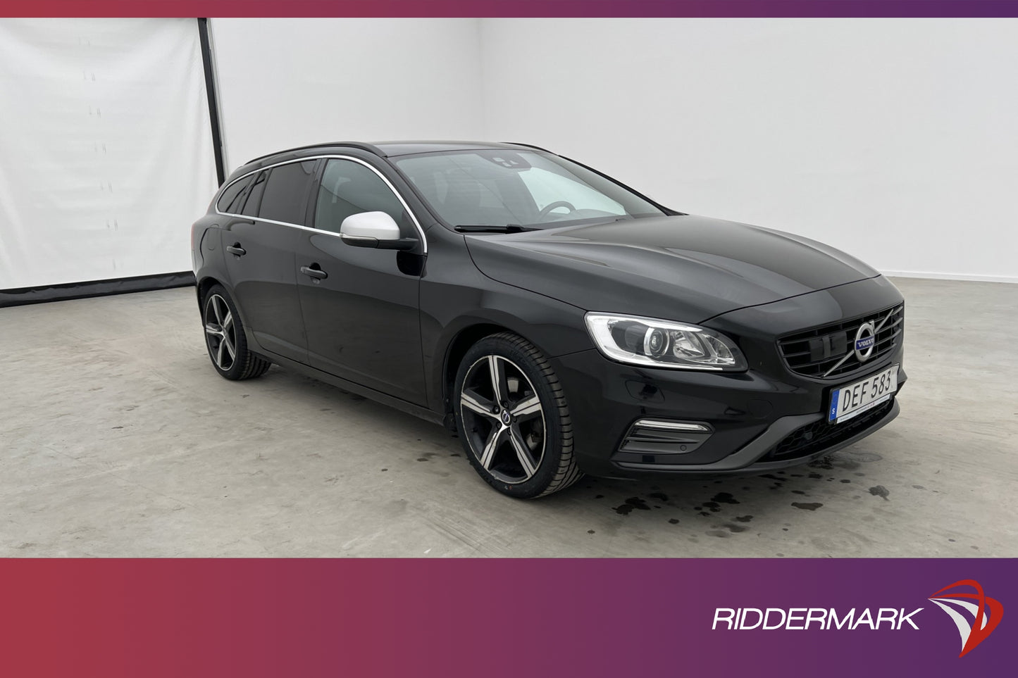 Volvo V60 D3 150hk R-Design VOC Navi Kamera Drag Välservad