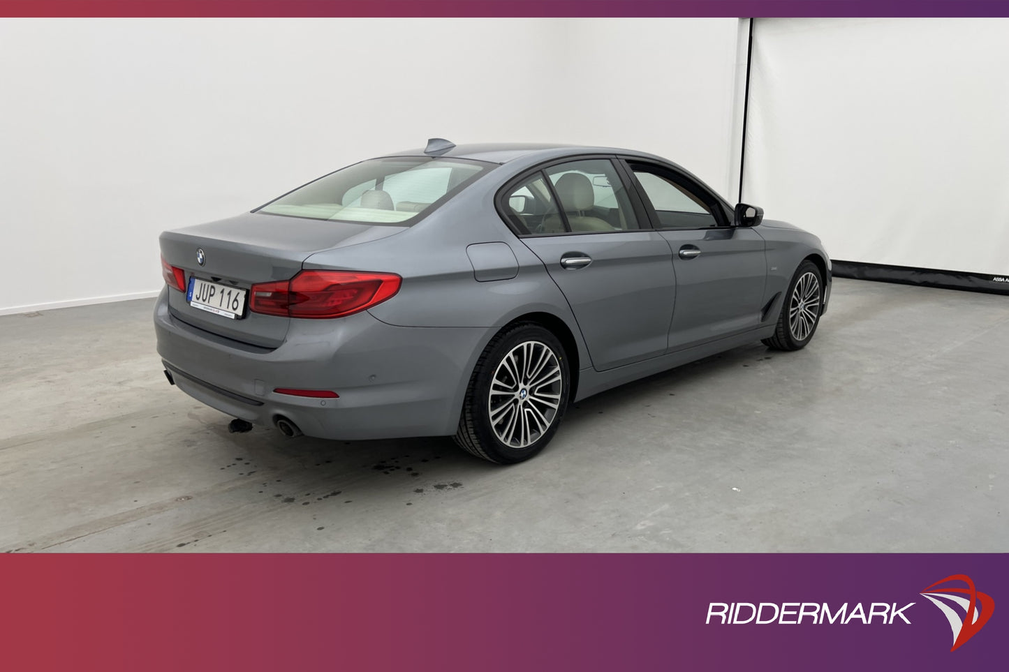 BMW 530 d xDrive 265hk Sportline Skinn B-Kamera Navi Drag