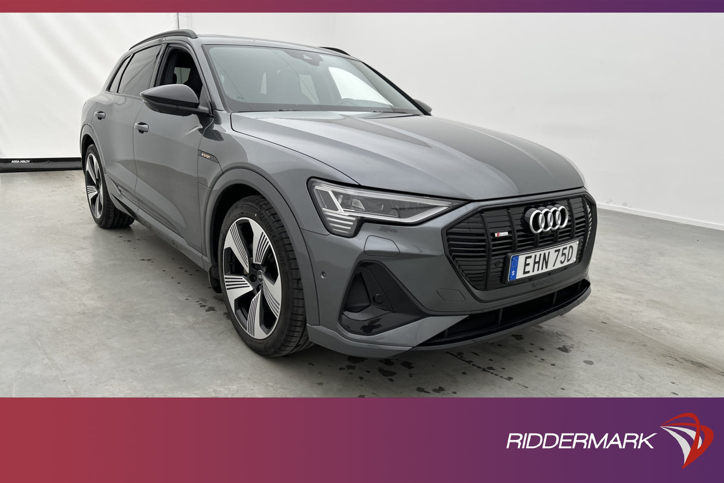 Audi e-tron 55 Quattro S-Line Pano B&O 360 S-Säten Drag MOMS