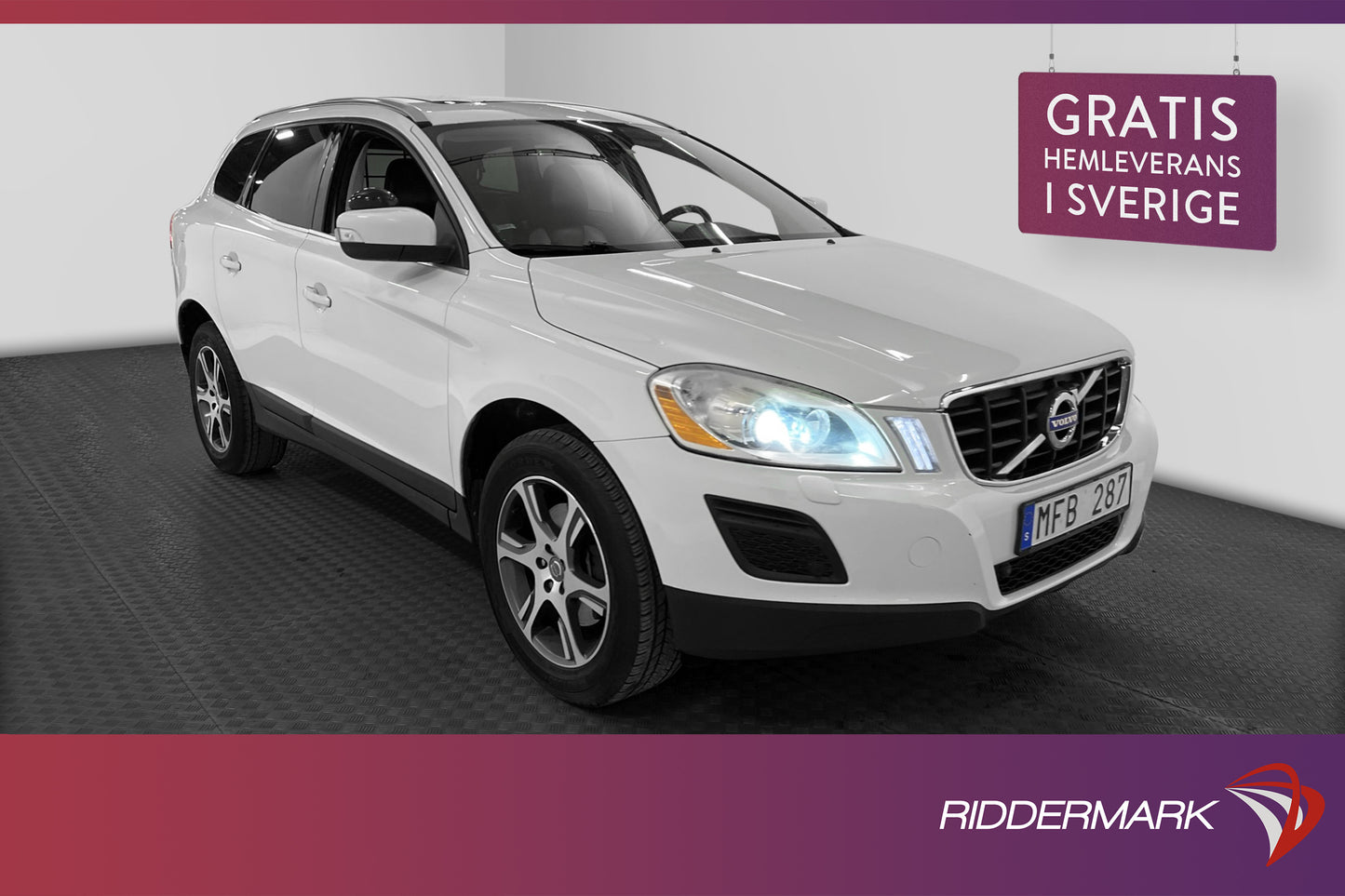 Volvo XC60 D3 163hk Summum Pano Värmare P-sensorer Navi Drag