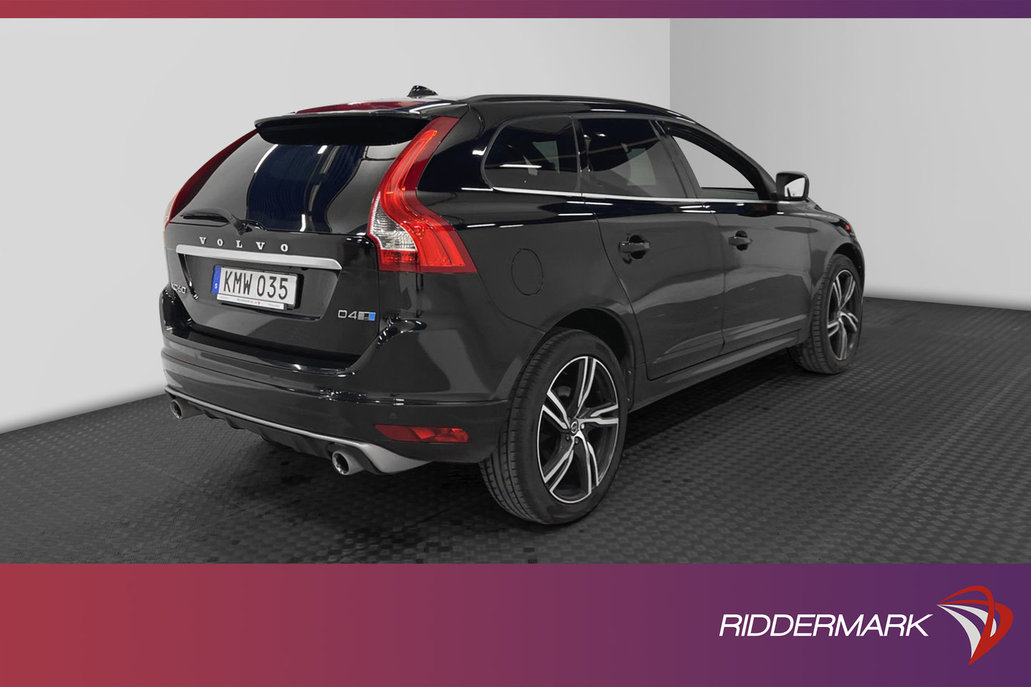 Volvo XC60 D4 AWD 190hk R-design D-värm H/K Pano B-kam VOC